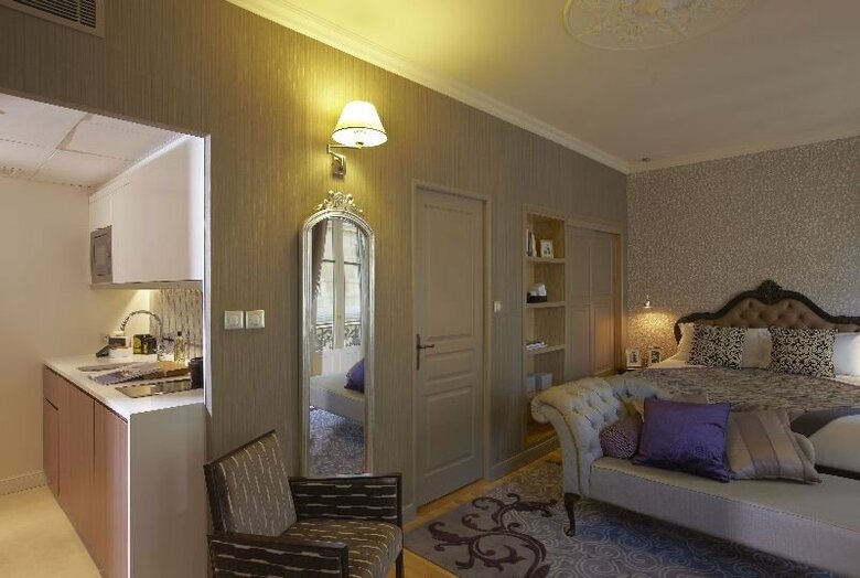 Hotel Citadines Louvre Paris