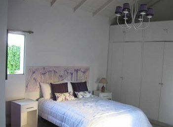 Hotel Reyna Violeta