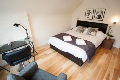 Bed & Breakfast Stay 2a