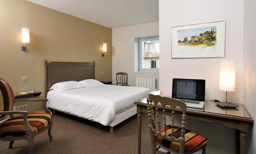 Hotel Hostellerie Du Forez
