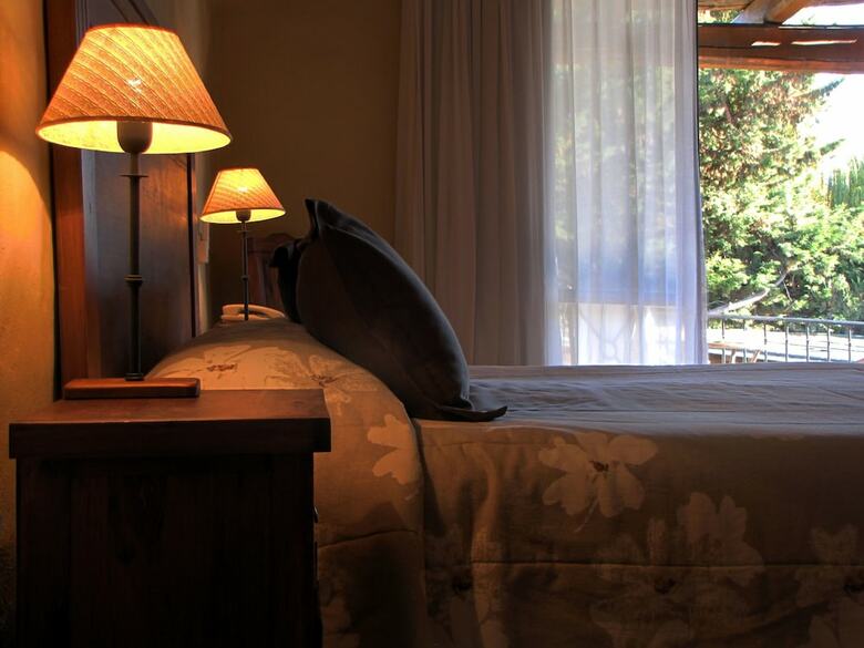 Hotel Lares De Chacras