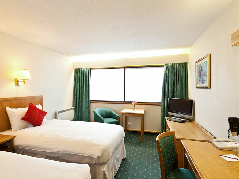 Hotel Mercure Livingston