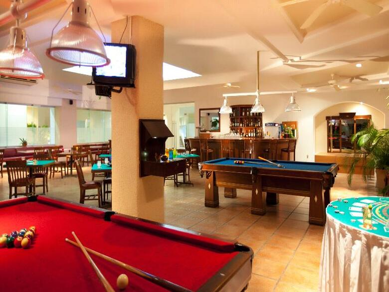 Hotel Krystal Ixtapa