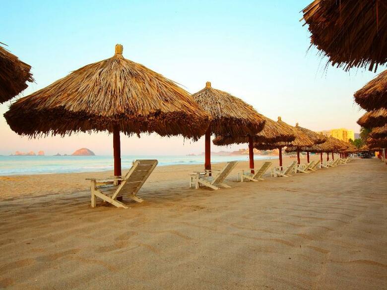 Hotel Krystal Ixtapa