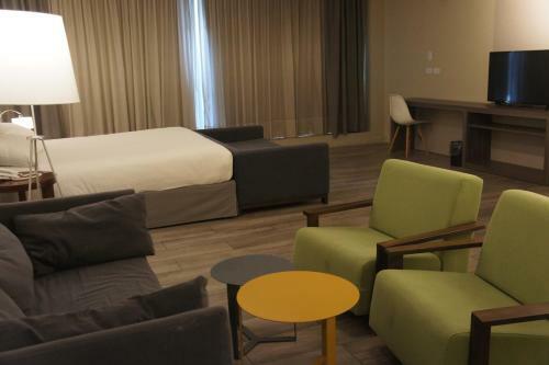 Hotel Olmos Suites