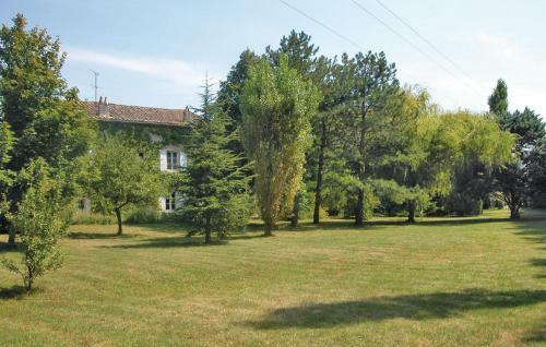 Holiday Home Quartier Charmanjon