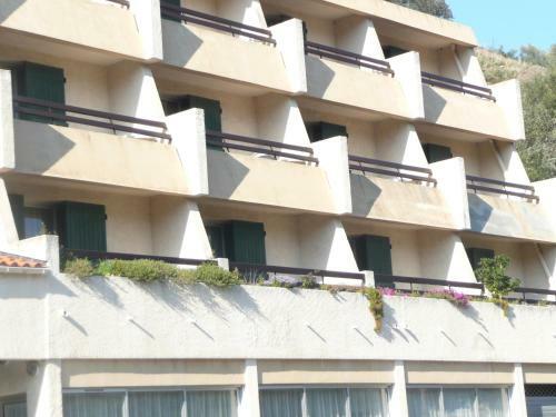 Hostal Residence Villa Bear