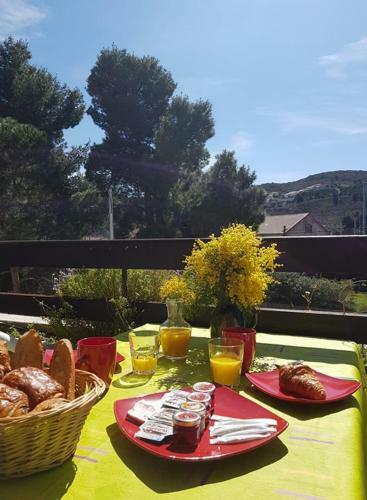 Hostal Residence Villa Bear