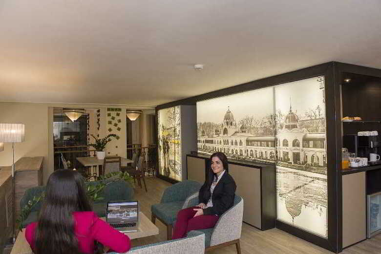Hotel The Three Corners Art