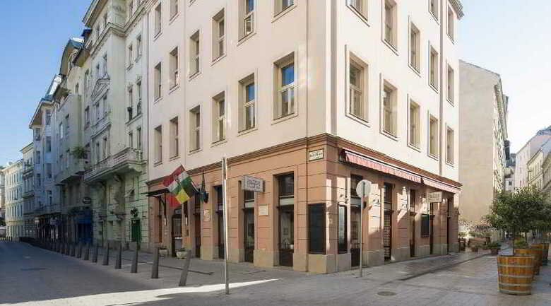 Hotel The Three Corners Art