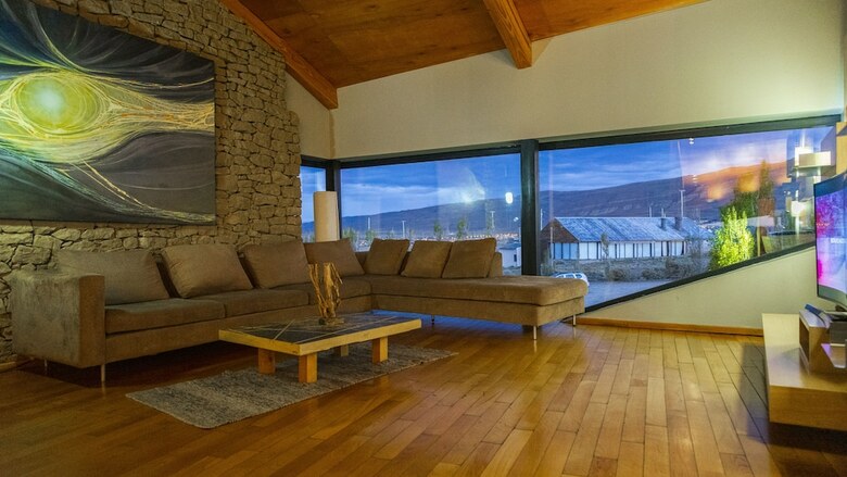 Hotel Design Suites