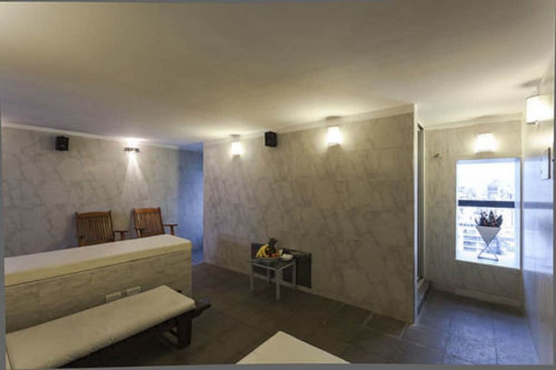 Hotel Ros Tower