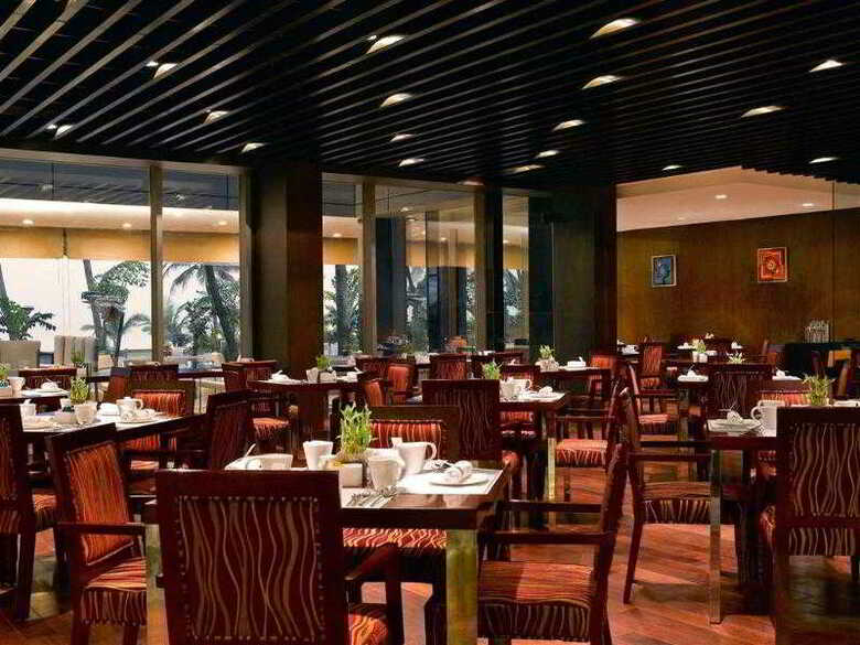 Hotel Novotel Mumbai Juhu Beach