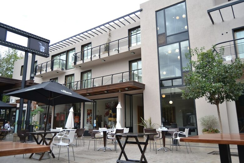 Hotel Plaza Paradiso Petit