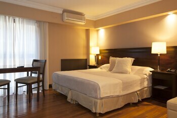 Hotel Premium Tower Suites