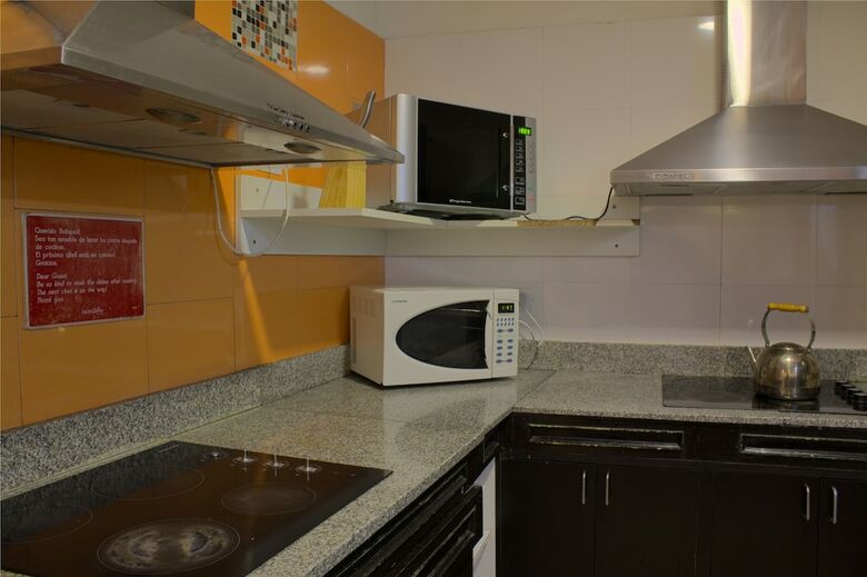 Hotel Hostel Suites Florida