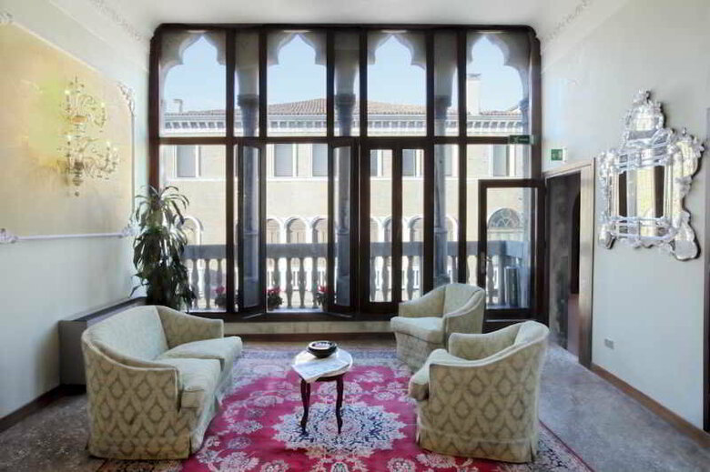 Hotel Pausania