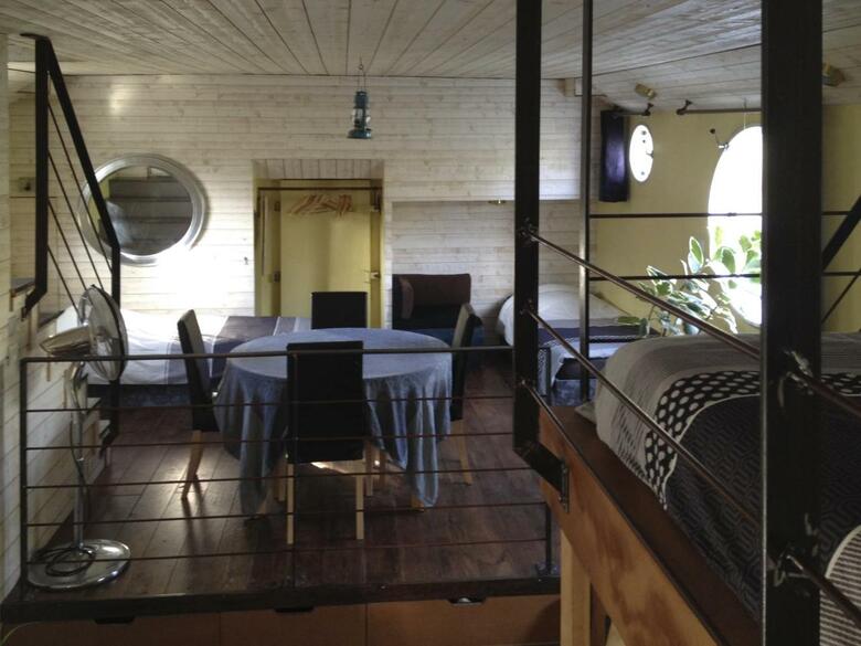 Hotel Boat For Guest