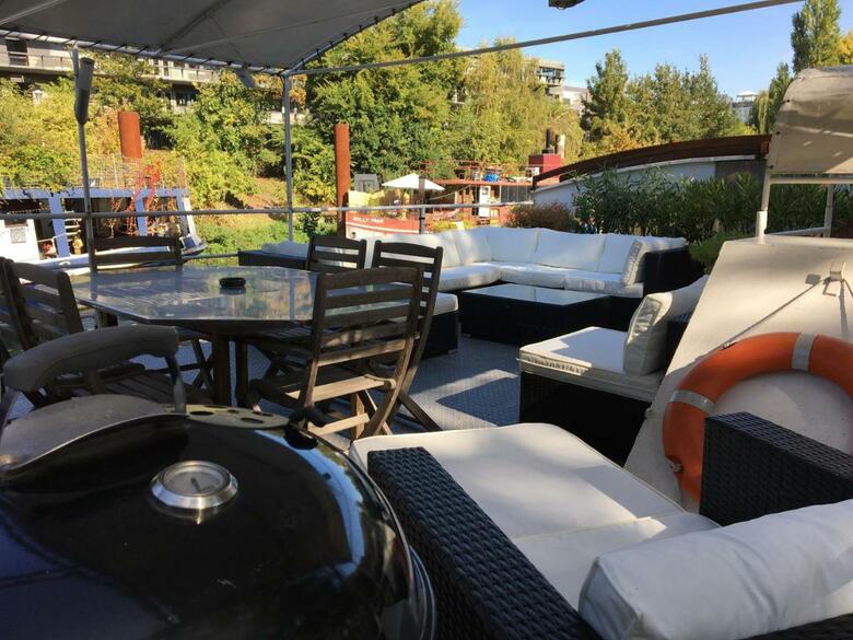 Hotel Boat For Guest