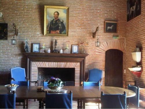 Bed & Breakfast Chateau De Thegra