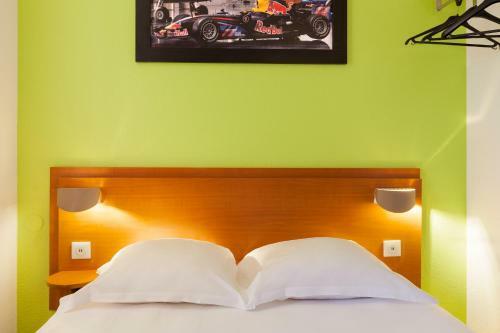 Hotel H�tel Balladins Chalons En Champagne