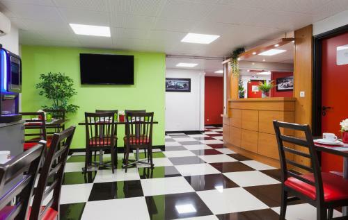 Hotel H�tel Balladins Chalons En Champagne