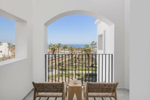 Hotel Serry Beach Resort