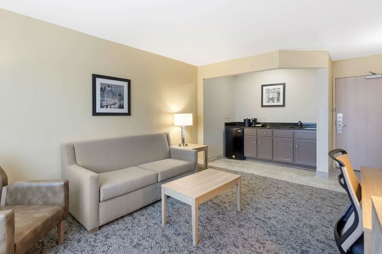 Hotel Best Western Plus Glenview Chicagoland Inn & Suites