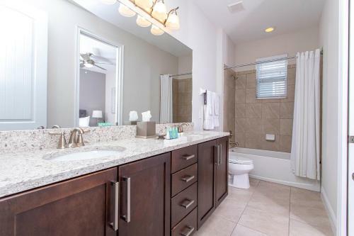 Luxurious 5bd Single Family W Pool&jacuzzi @encore Resort 7432