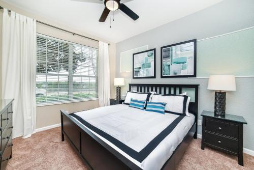 Bright 5br Villa Private Pool Spa 2 Miles To Disney