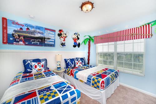 Bright 5br Villa Private Pool Spa 2 Miles To Disney