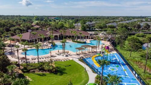 Bright 5br Villa Private Pool Spa 2 Miles To Disney