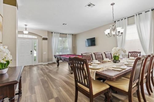 2miles To Disney, Villa W Pool In Windsor Hills
