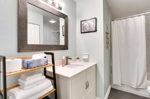 Pet-friendly Orlando Home Near Hospitals