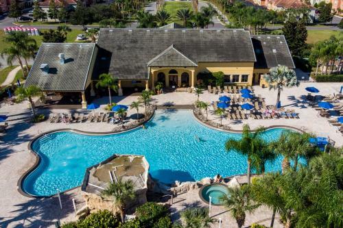 6 Bedrooms - 5 Bathrooms - Paradise Palms 8941 Cp