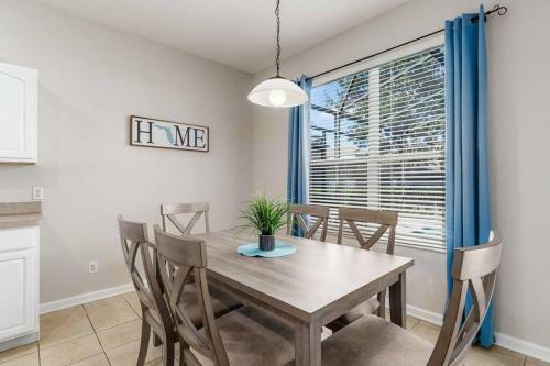 Disney Area Villa W/pool Heat Included Featuring