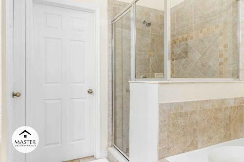 5 Bedrooms - 3 Bathrooms - Veranda Palms 4458 Np