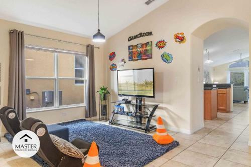5 Bedrooms - 3 Bathrooms - Veranda Palms 4458 Np