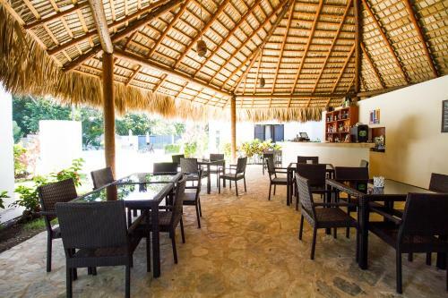 Coral Blanco Hotel
