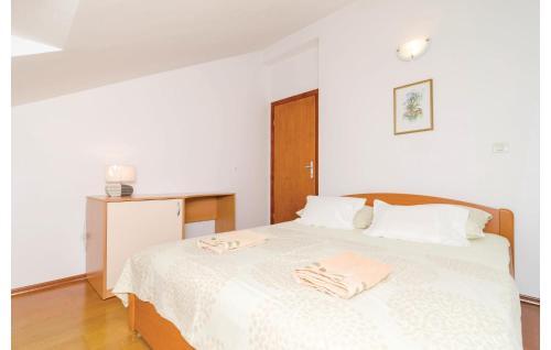Apartment Bokeljska I