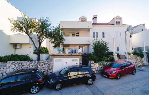 Apartment Bokeljska I
