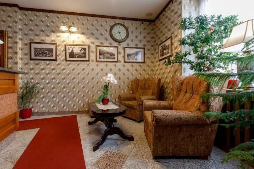 Hotel Alfred