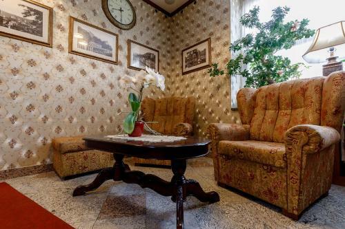 Hotel Alfred