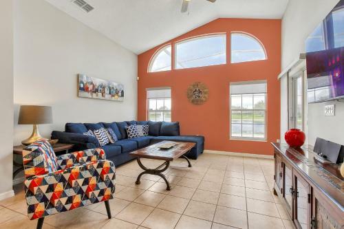 Star Lake Oasis - 4 Bed Family Pool Home