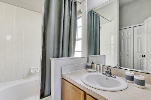 Star Lake Oasis - 4 Bed Family Pool Home