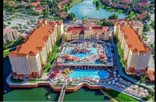 Hotel 5 Minutes Away From Disney, Westgate Resort