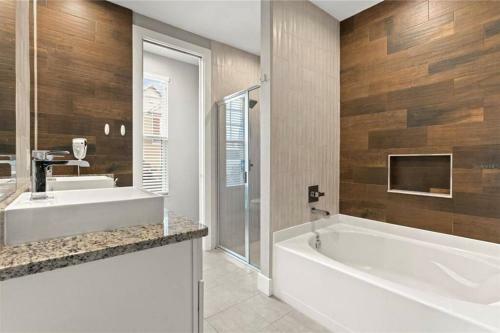Apartamento Modern Townhome Near Disneyland