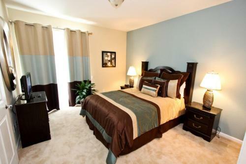 It319 - Vista Cay Resort - 3 Bed 3,5 Baths Townhome