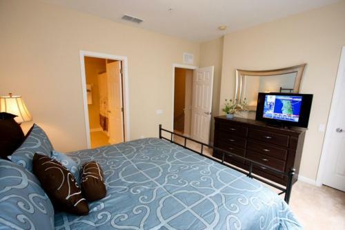 It319 - Vista Cay Resort - 3 Bed 3,5 Baths Townhome