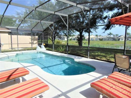 3000sf Waterfront Private Pool Villa 15 Minutes From Disney!